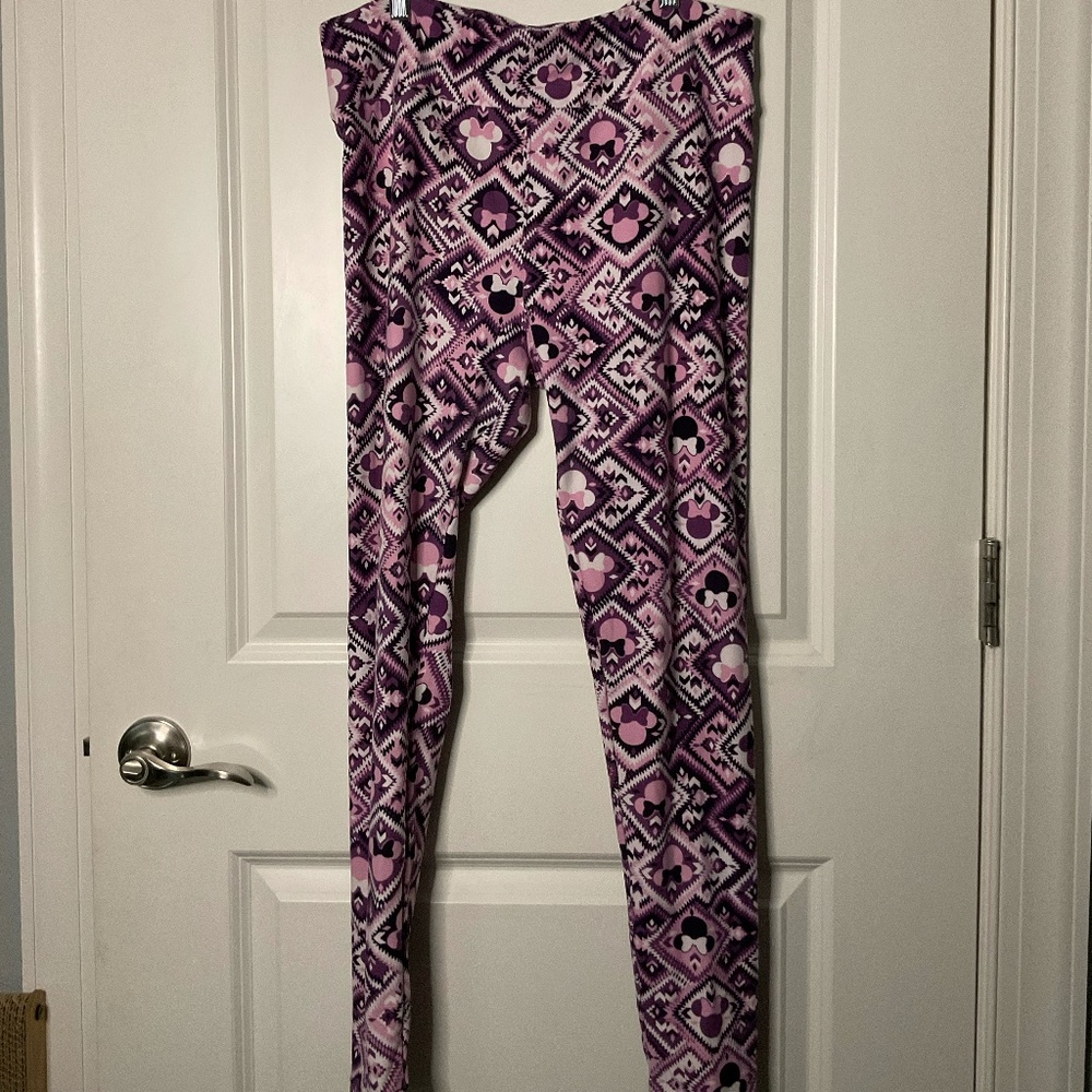 EUC LulaRoe Minnie Mouse Purple and White Tribal Print Leggings Tall & Curvy